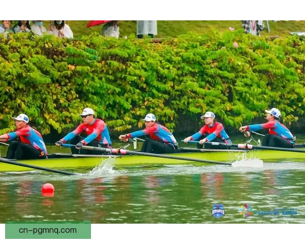 赛艇联赛：挑战风浪，迈向胜利